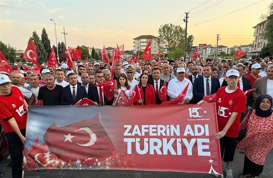 15 Temmuz Demokrasi ve Milli Birlik Günü Yürüyüşüne Katıldık 